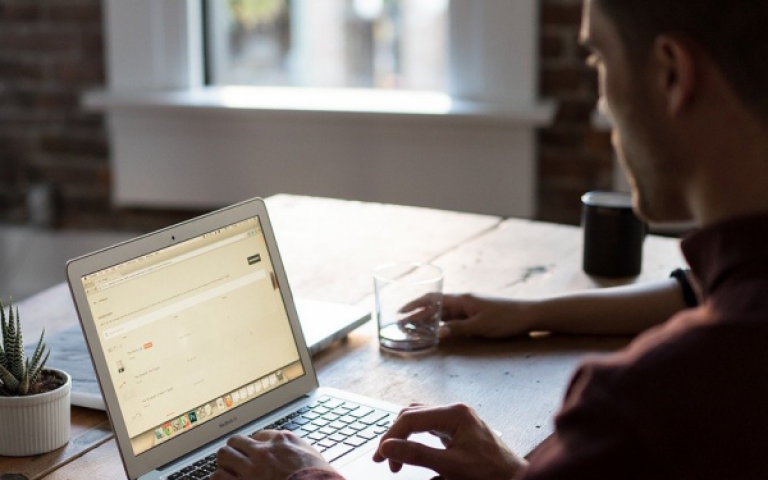 Tak powinno wyglądać twoje stanowisko pracy