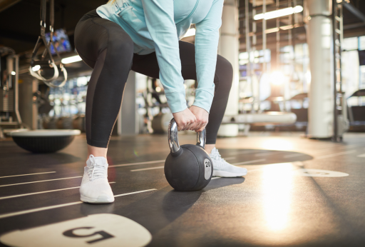 Minimalistyczny trening siłowy: maksymalne wyniki z minimalnym nakładem